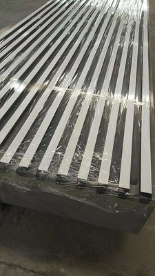 Elementos de desaguamento de fabricação especializada, de cerâmica, para máquinas de fabricação de papel