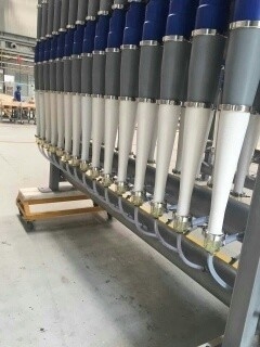 Centricleaner de alta e baixa consistência para processo de produção de papel reciclado
